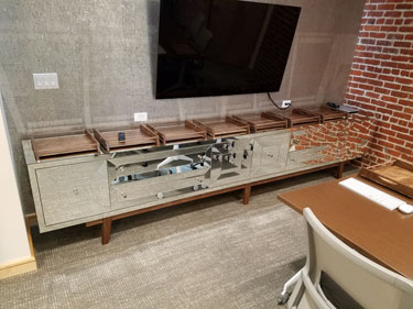 Mirrored Cabinet